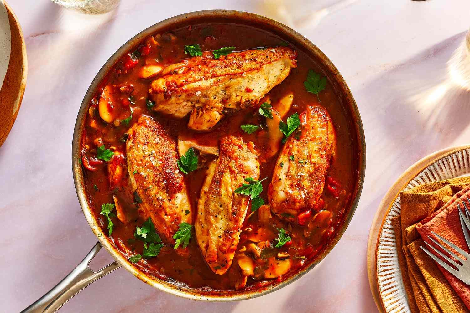 ONE POT CHICKEN CHASSEUR