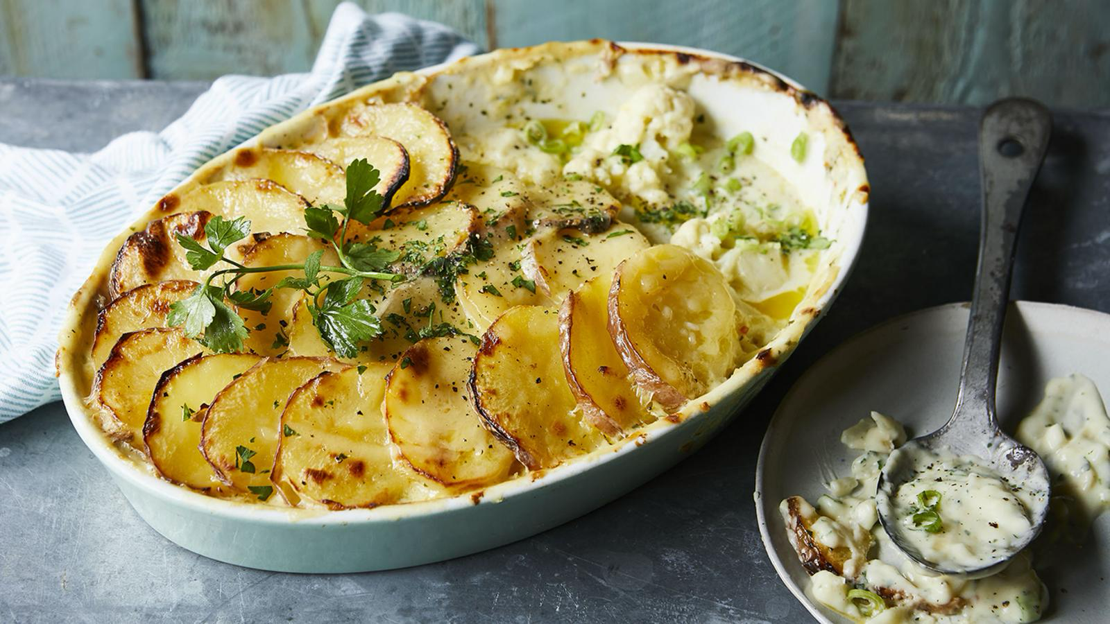 CAULIFLOWER CHEESE WITH A TWIST